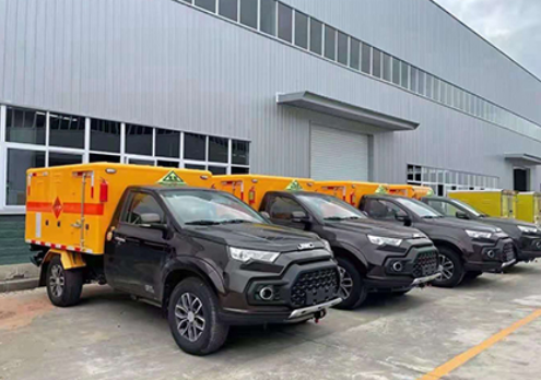 爱辉爆破器材运输车-保障安全与效率的关键