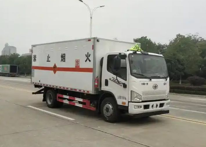 爱辉爆破器材运输车可以上高速吗？